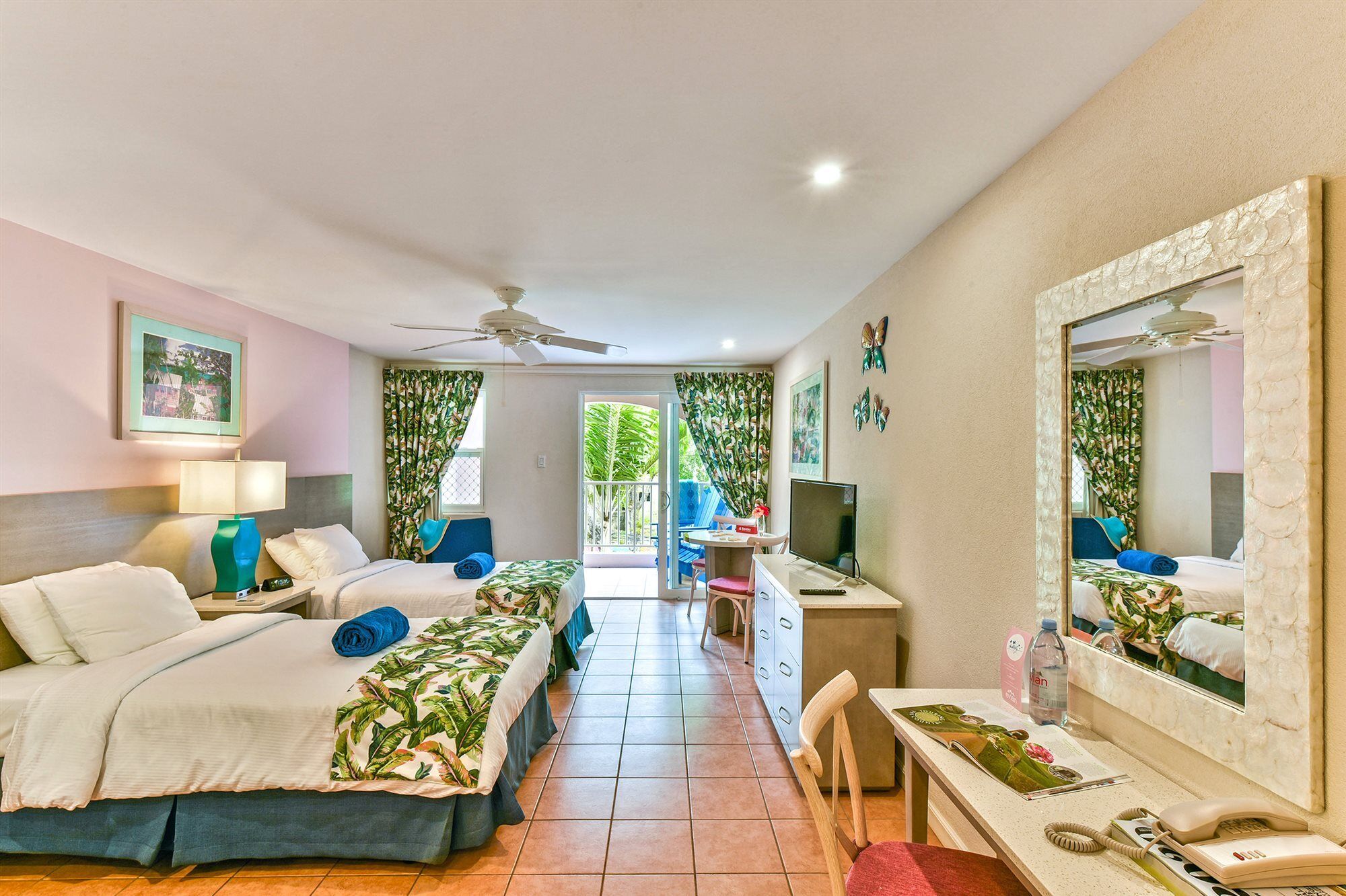 Butterfly Beach Hotel Christ Church Ngoại thất bức ảnh